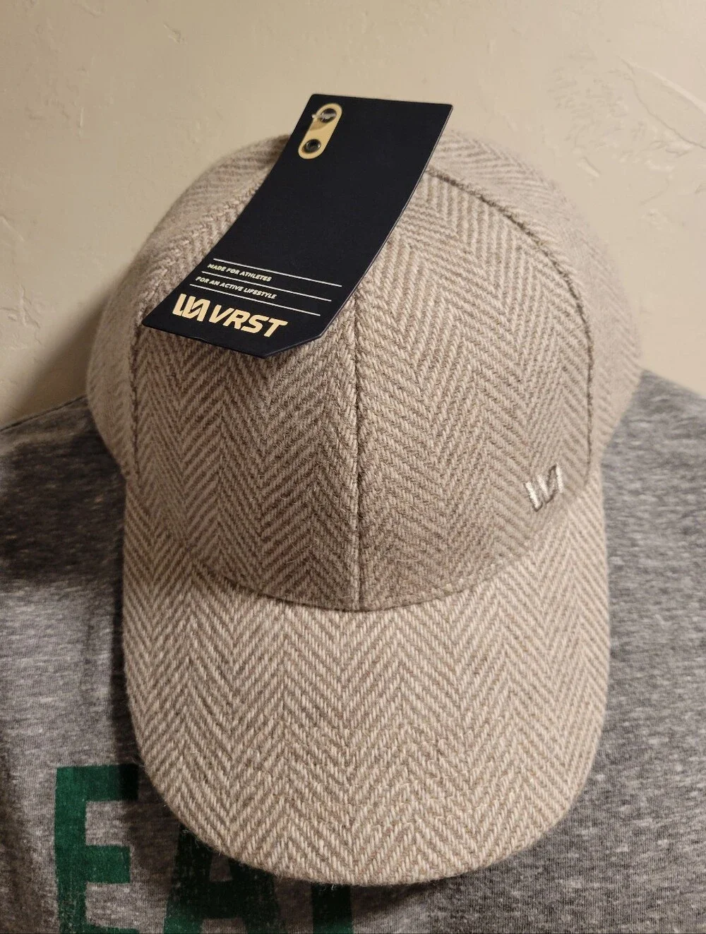 VRST Men's Herringbone Cap - Warm Neutral Adjustable Hat - NWT